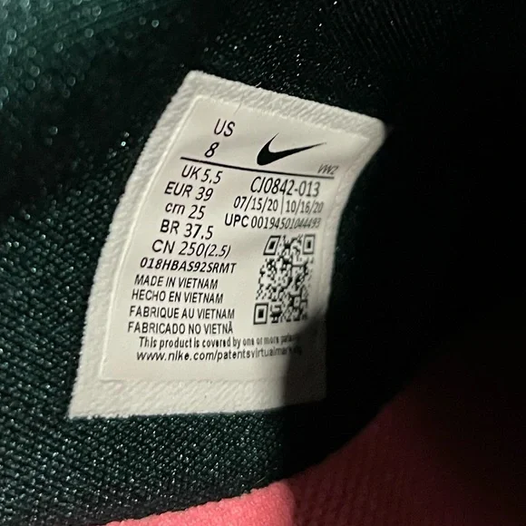 Nike Women's Air Max Bella Trainer 3 Shoe - Picture 7 of 7